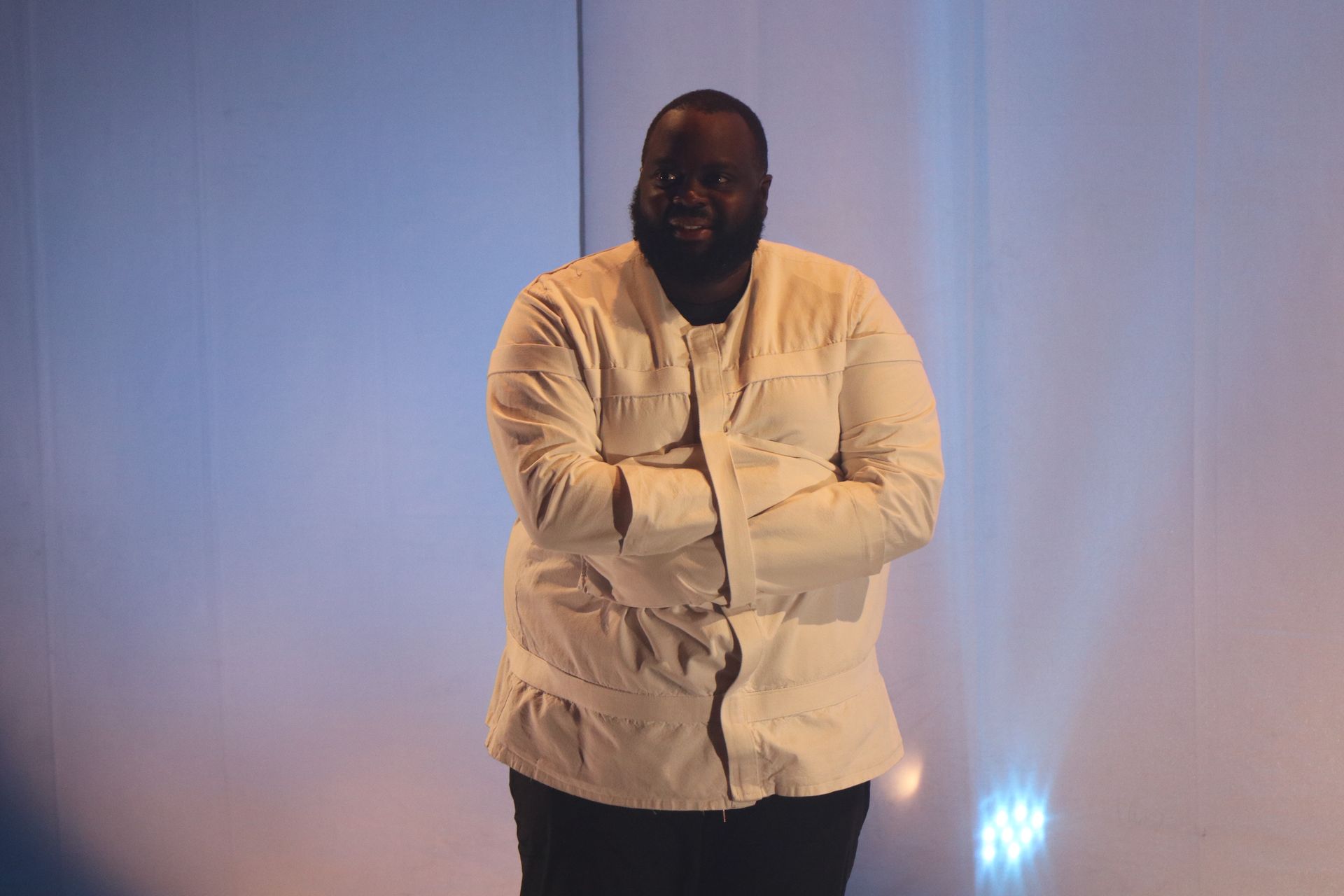 ISSA DOUMBIA "1ÈRE CONSULTATION" COMPLET Culture Ville de Serris